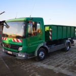 Wynajem kontenerowców hakowych